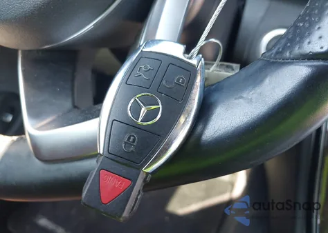 2017 Mercedes-Benz C 300 from USA, damaged, VIN WDDWJ4JB3HF444034